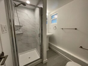 1640 Everett St in Alameda, CA - Building Photo - Building Photo
