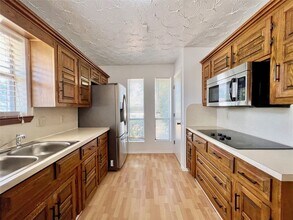 2732 Parkhaven Dr in Plano, TX - Foto de edificio - Building Photo