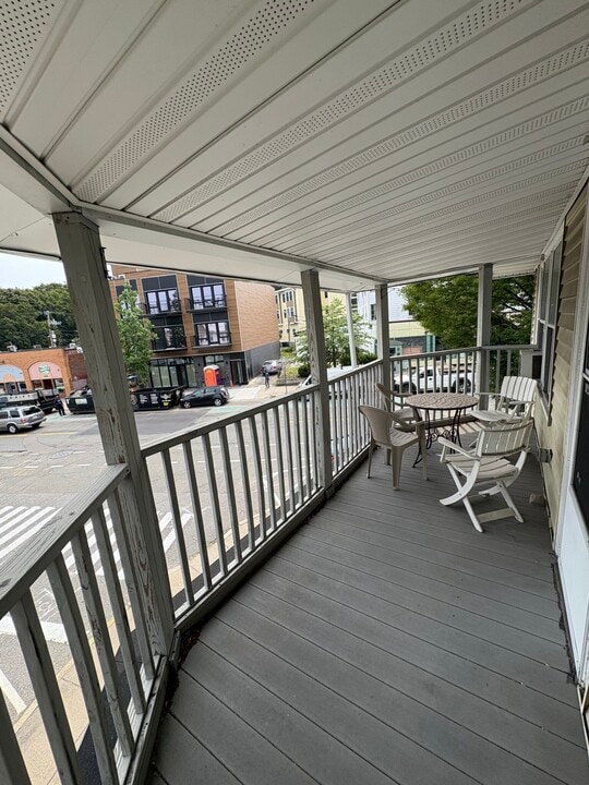 879 Broadway, Unit 2 in Somerville, MA - Building Photo