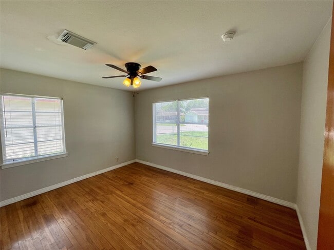 property at 617 Fostoria Ln