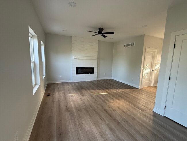 4507 60th St in Urbandale, IA - Building Photo - Building Photo