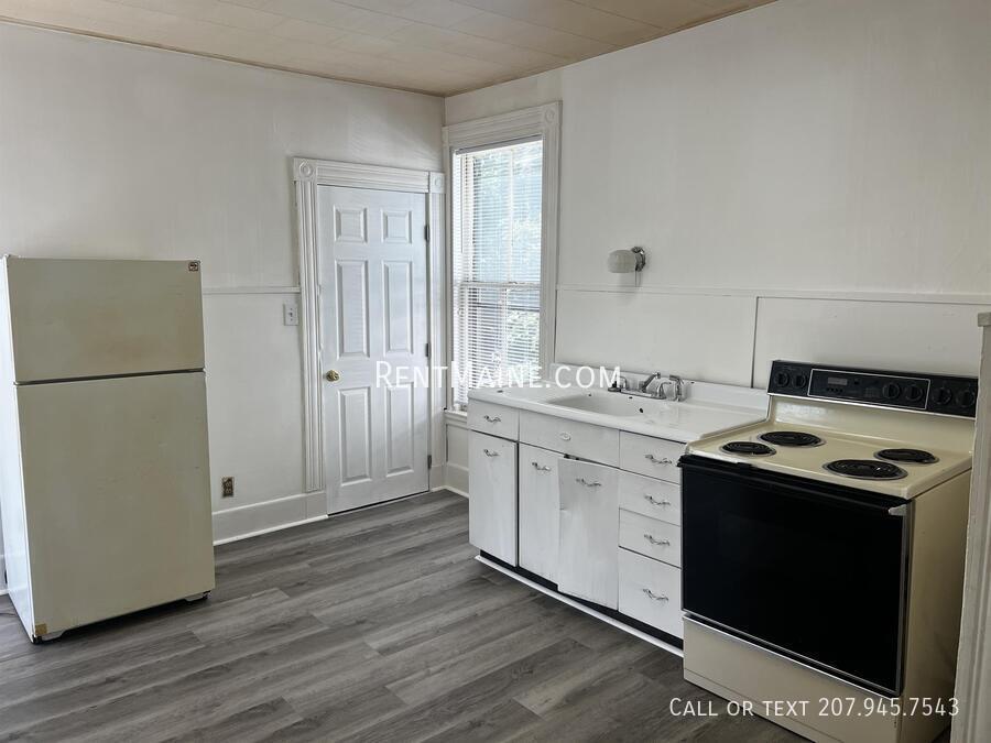 53 Parker St in Brewer, ME - Building Photo
