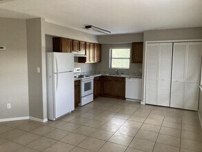 901 Monroe Ct in Apopka, FL - Building Photo - Building Photo