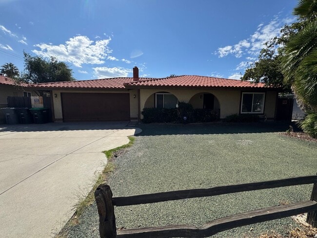 487 Nolan Ave in Hemet, CA - Building Photo - Building Photo