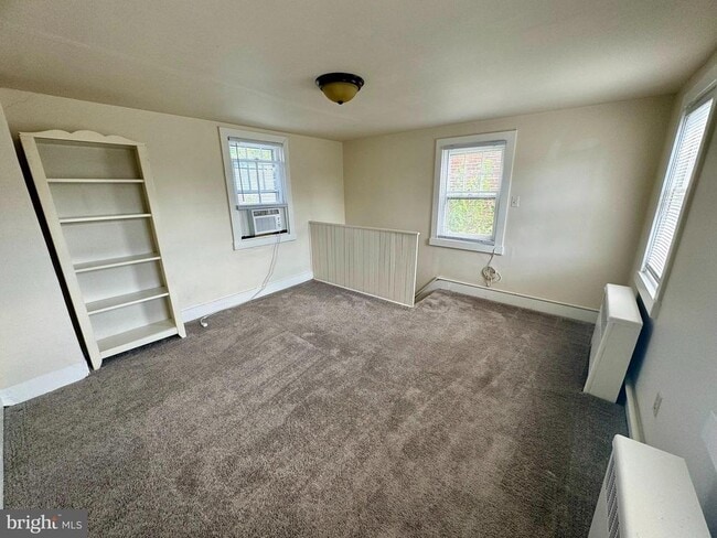 property at 125 S Bentz St