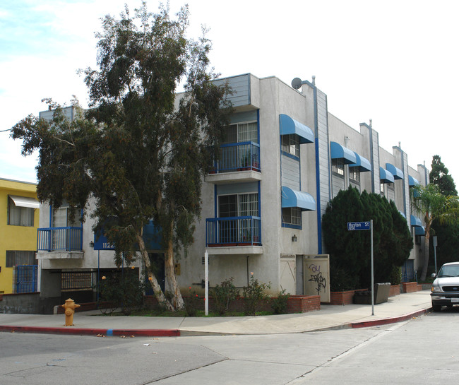 11228 Huston St in North Hollywood, CA - Building Photo - Building Photo