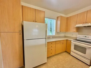 9 Kaloaloa Way-Unit -1 in Wailuku, HI - Building Photo - Building Photo