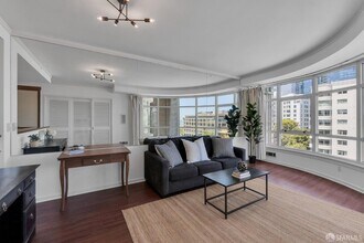38 Bryant St in San Francisco, CA - Building Photo - Building Photo