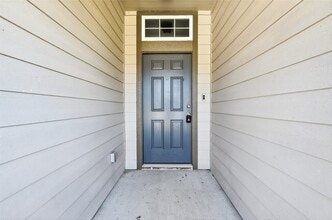 14371 N Summerchase Cir in Willis, TX - Building Photo - Building Photo