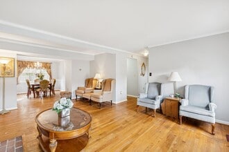 7029 Bradwood Ct in Springfield, VA - Building Photo - Building Photo