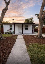 133 SW 22nd Terrace in Fort Lauderdale, FL - Building Photo