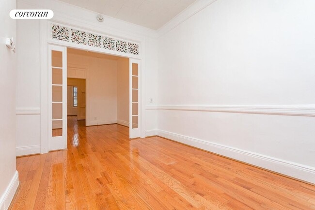 300 Stanhope St in Brooklyn, NY - Building Photo - Building Photo