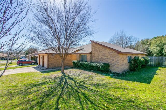 10000 Bugle Dr in Fort Worth, TX - Building Photo - Building Photo