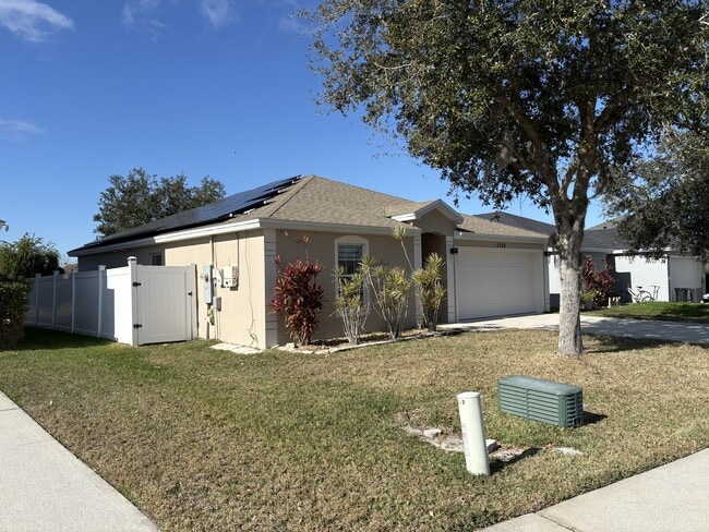 5304 Cordgrass Bend Ln in Port Orange, FL - Foto de edificio - Building Photo