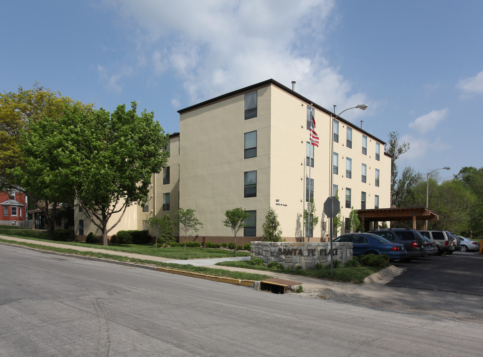 Santa Fe Place Apartments in Atchison, KS - Foto de edificio