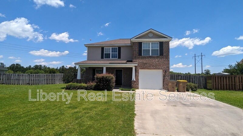 180 Willow Oak Dr in Richmond Hill, GA - Building Photo