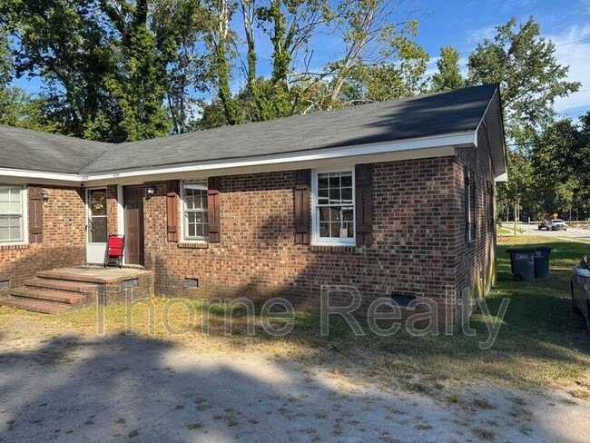 property at 1436 Barnes St