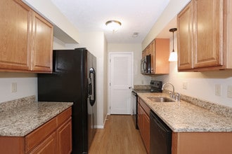 Cedarstone Apartments in Morgantown, WV - Foto de edificio - Interior Photo