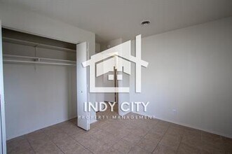 3049 Roseway Dr in Indianapolis, IN - Building Photo - Building Photo