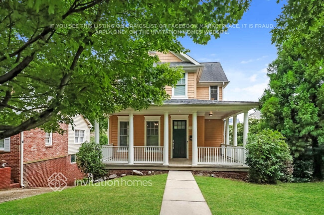 415 S Summit Ave