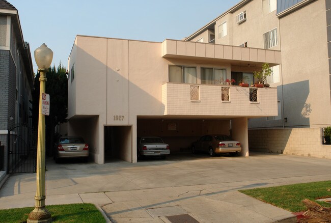 1927 Malcolm Ave in Los Angeles, CA - Building Photo - Building Photo