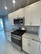 356 Somerville Ave, Unit 2 in Somerville, MA - Foto de edificio - Building Photo