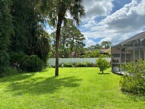 3620 Candia Ave in North Port, FL - Foto de edificio - Building Photo