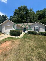 203 Cypress Cove Ct in Greenville, SC - Building Photo