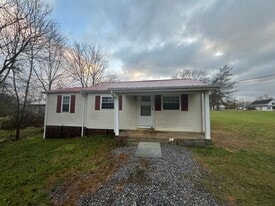 1364 Baileyton Main St in Greeneville, TN - Building Photo