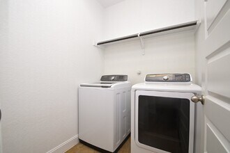 10135 Bricewood Pk in San Antonio, TX - Building Photo - Building Photo