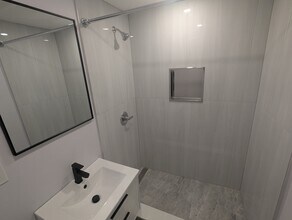 36 Winchester St, Unit 6 in Brookline, MA - Building Photo - Building Photo