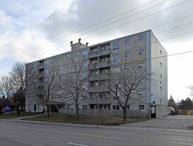 123 Bloor St W Apartments