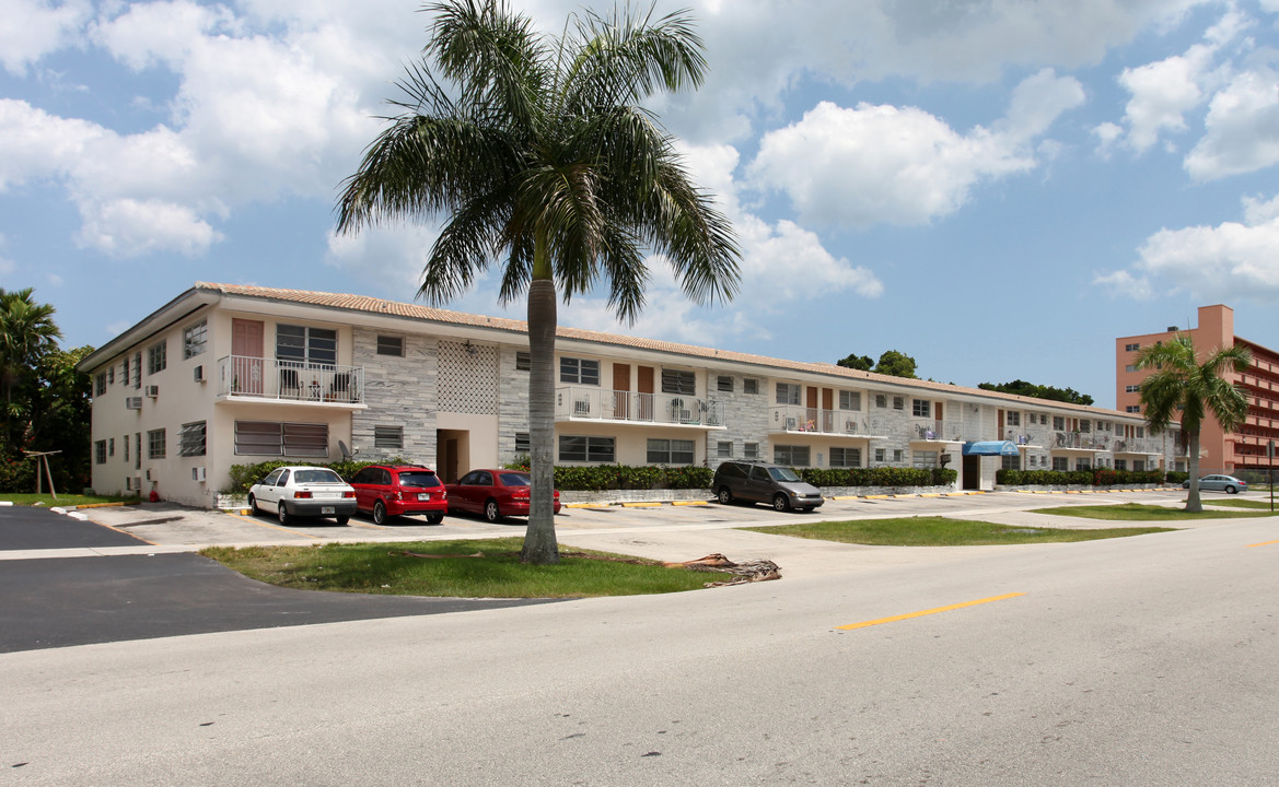 Hollywood Park in Hollywood, FL - Foto de edificio