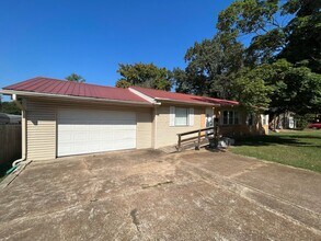 850 22nd St in Batesville, AR - Building Photo - Building Photo