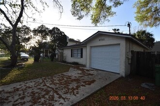 4711 E Serena Dr in Tampa, FL - Building Photo - Building Photo