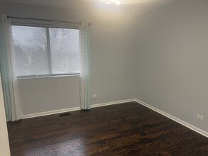 0 Thorndale Dr in Elgin, IL - Foto de edificio - Building Photo
