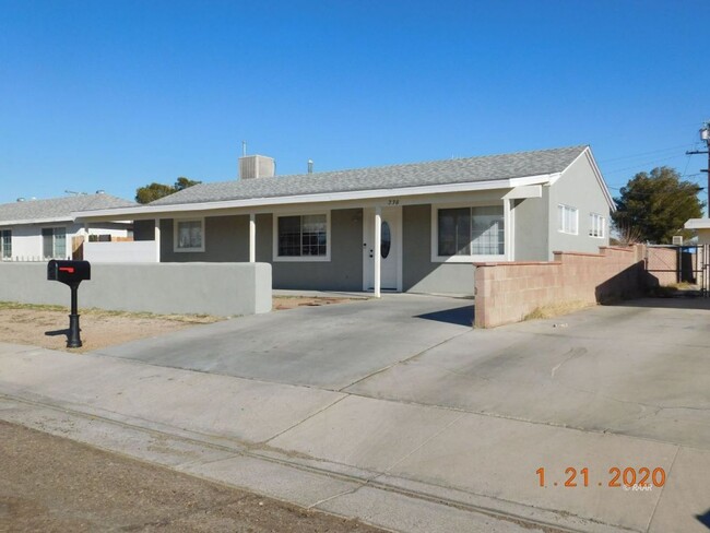 238 S Desert Candles St in Ridgecrest, CA - Building Photo - Building Photo