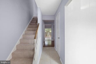 4825 Nash Dr in Fairfax, VA - Building Photo - Building Photo