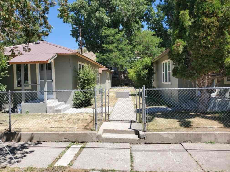 117 S E St in Lakeview, OR - Building Photo