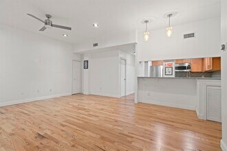 187 Wayne St in Jersey City, NJ - Building Photo - Building Photo