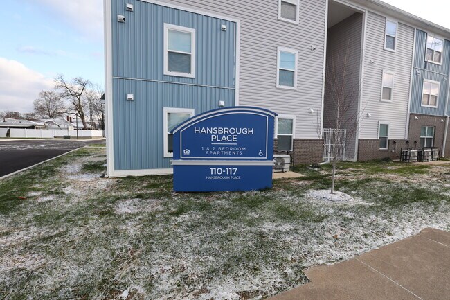 Port Shaw Apartments in Louisville, KY - Building Photo - Building Photo