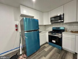 104 New Rose St in Trenton, NJ - Building Photo