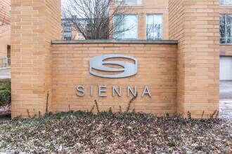 Sienna Court Condominium in Evanston, IL - Building Photo - Building Photo