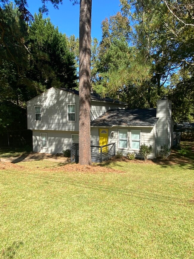 1468 Meadowlark Dr