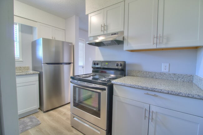 The Henry in Athens, AL - Foto de edificio - Building Photo