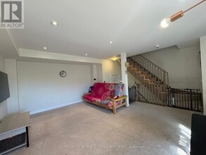 80 Nearco Cresent in Oshawa, ON - Building Photo - Building Photo