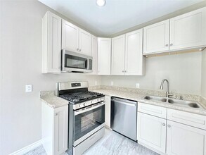 5602 Hirondel in Houston, TX - Building Photo - Building Photo