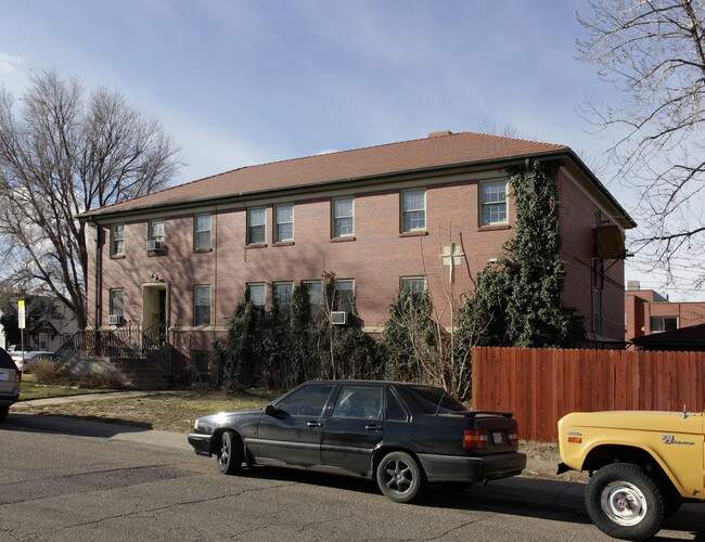 375 S Navajo St in Denver, CO - Foto de edificio - Building Photo