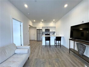 302 Broadway in Everett, MA - Building Photo - Building Photo