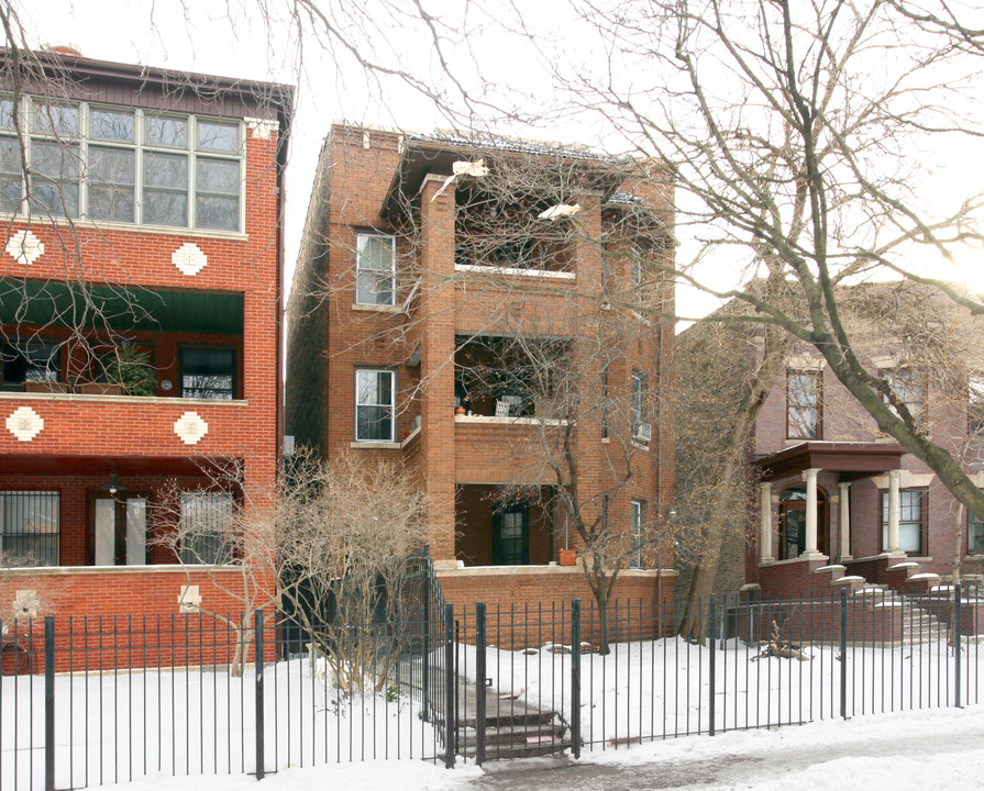 4331 N Kenmore Ave in Chicago, IL - Building Photo